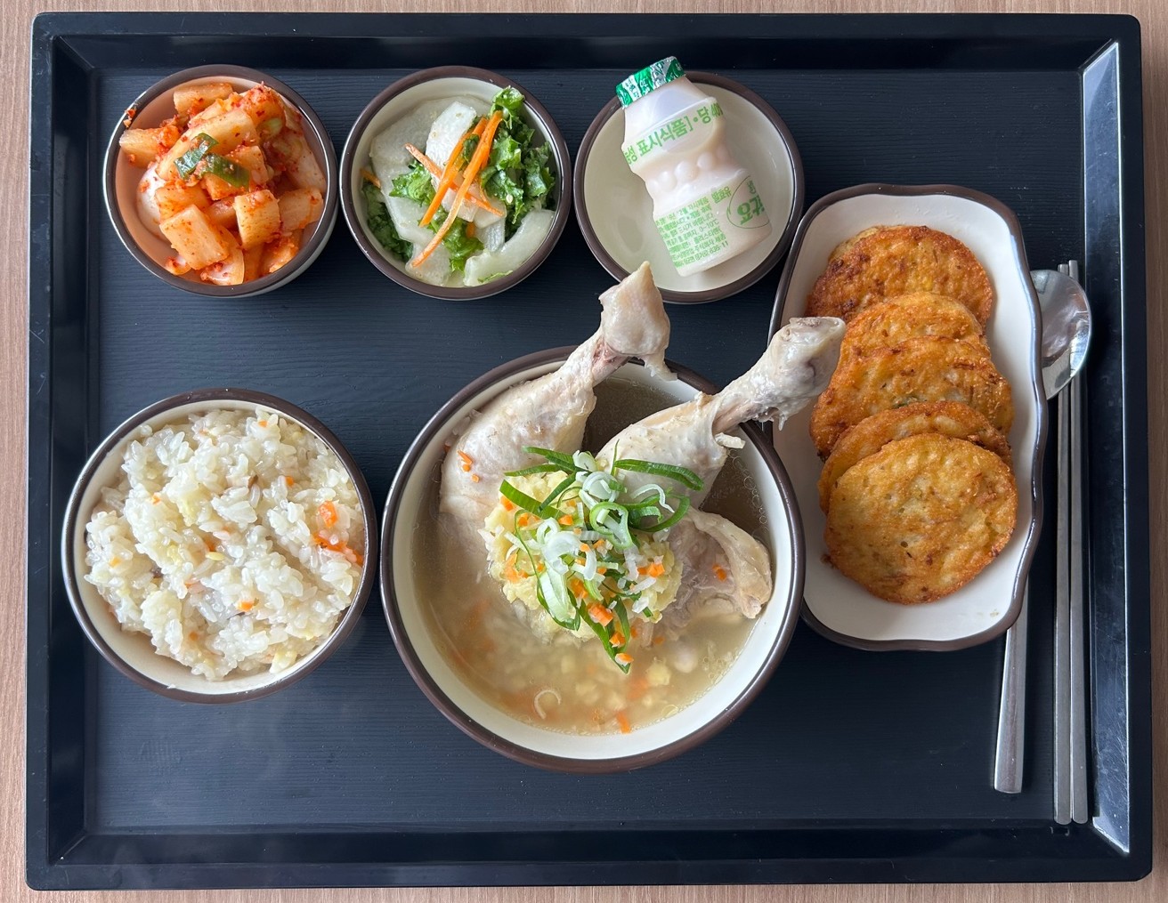 진지한상의 초복특식으로 무더운 더위 이겨내세요!